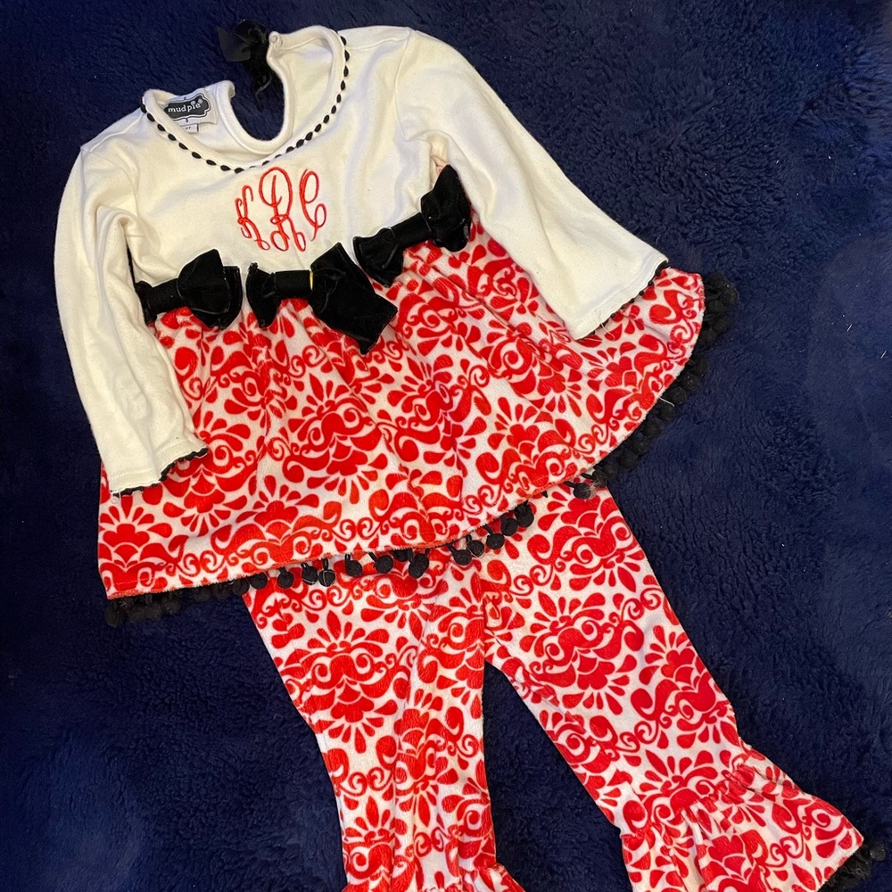 Monogram Xmas outfit